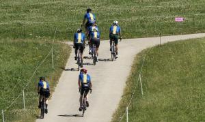 20250629 la course cyclo sportive de la Favorite 22ème édition: Dèpart à la Salle des Isles à Yverdon  Dimanche 29 juin 2025 Copyrigth Champi